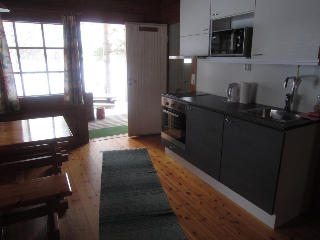 Hôtel Haapasaaren Lomakyla à Ruovesi Extérieur photo