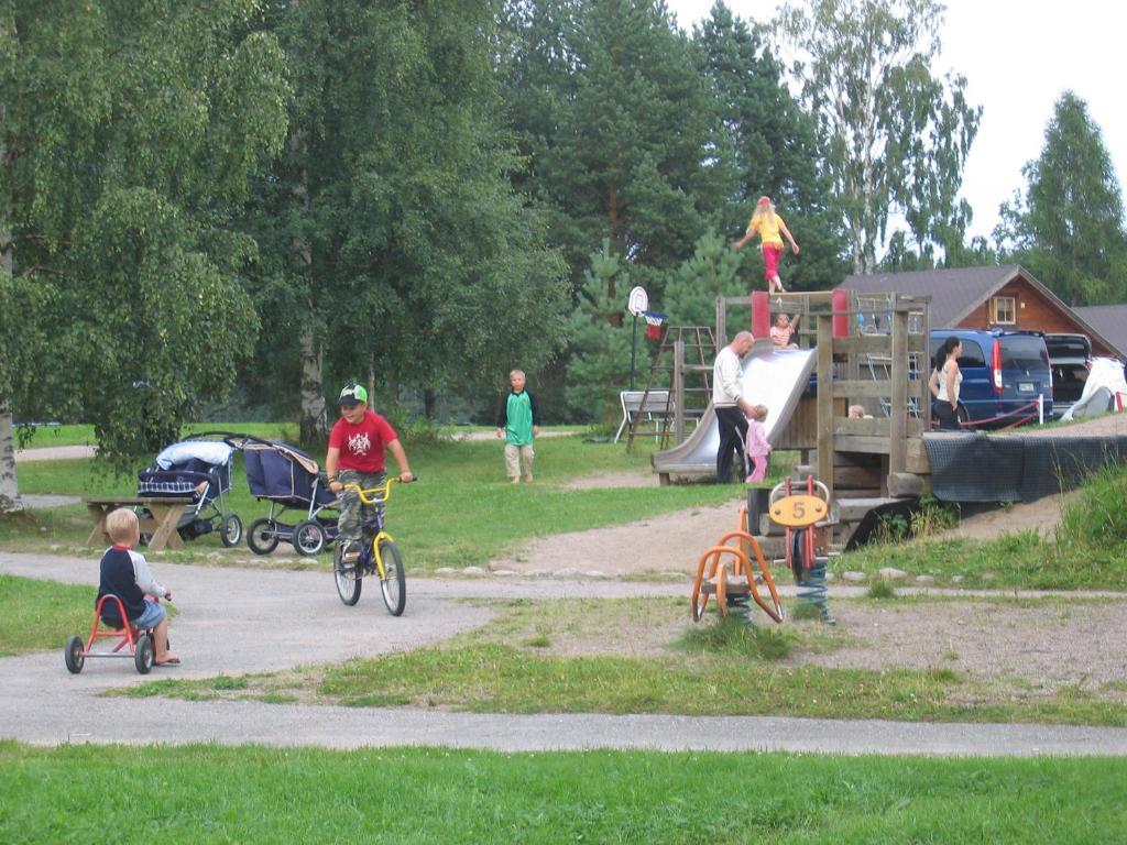 Hôtel Haapasaaren Lomakyla à Ruovesi Extérieur photo